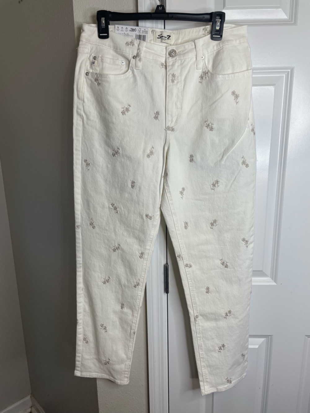Seven7 90’s Straight Jean Cream Embroidered Floral High Rise Jeans Size 10 NWT